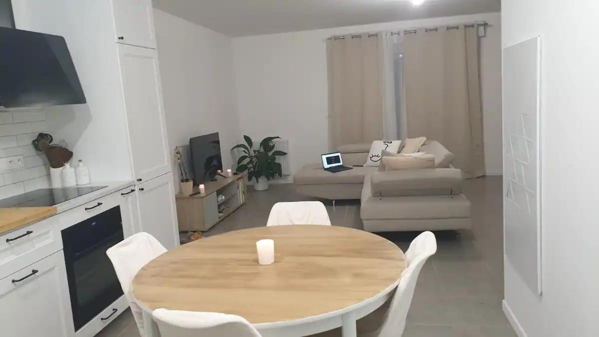 Chambre Calme Dans Une Maison Neuve Avec Jardin Billere Zewnętrze zdjęcie